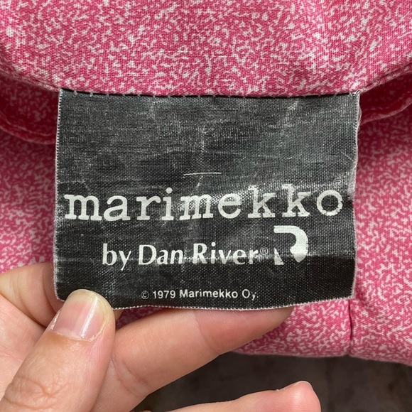 Marimekko Pink/White Speckled Twin Comforter - Picture 2 of 6